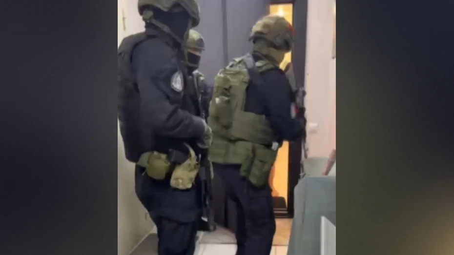 Воронеж: ФСБ накрыла нелегальную фабрику – фото