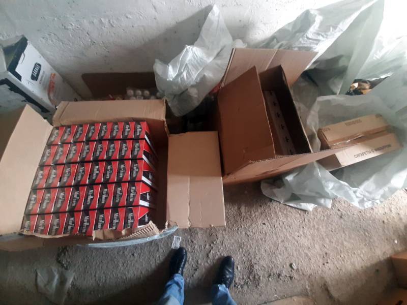 В Магнитогорске задержали торговца нелегальным табаком  – фото