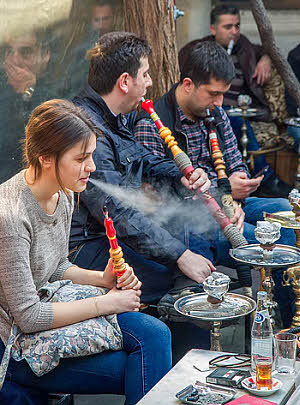 Крупное производство контрафактного кальянного табака обнаружили в Иркутске – фото