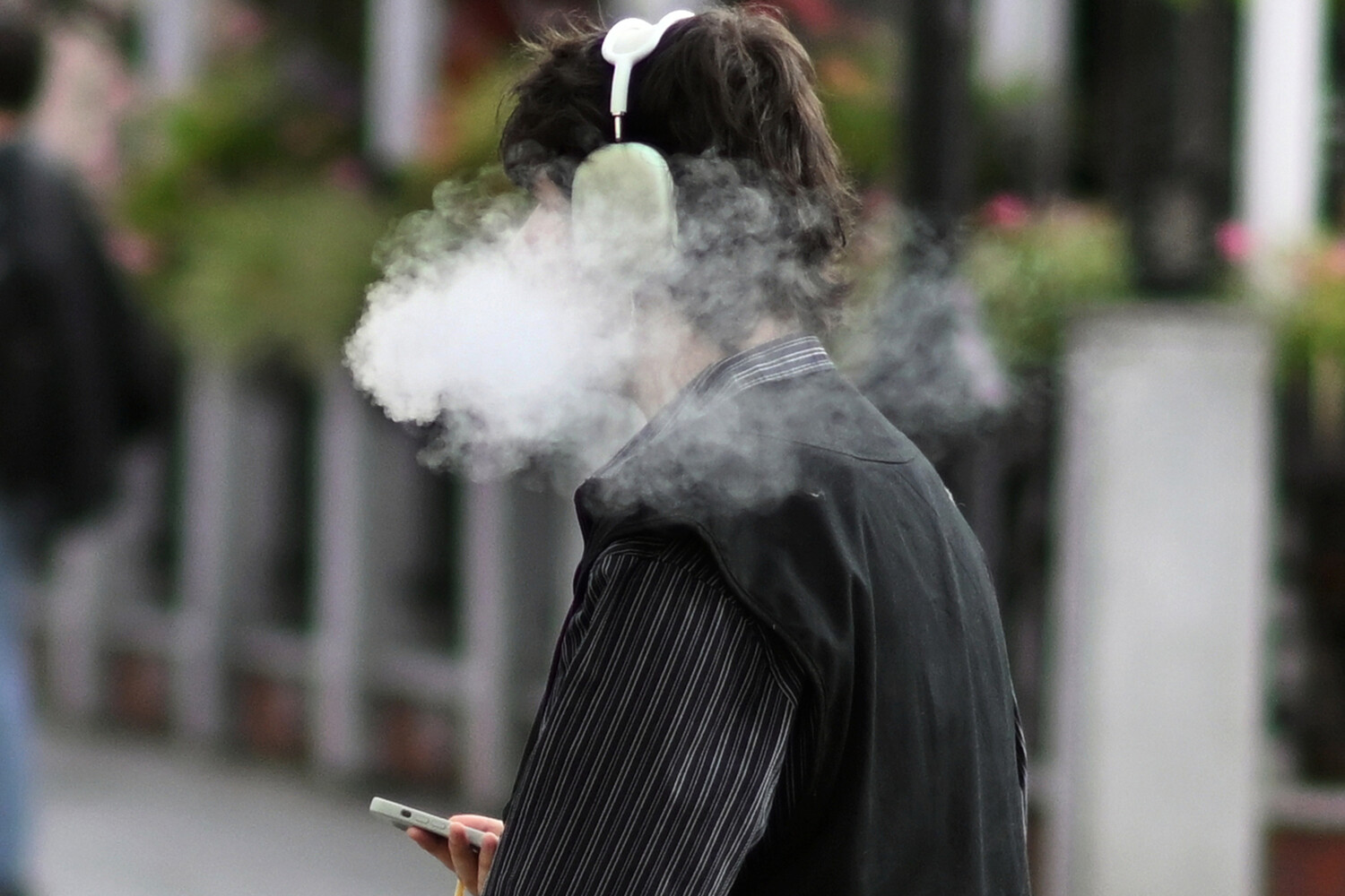 Госдума: Вейпы запретят в конце 2026 года – фото