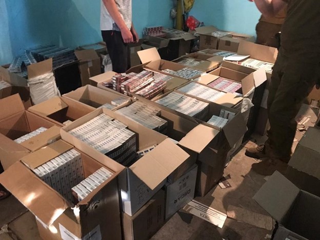 В Тамбовской области нашли партию нелегального табака на 9 млн рублей  – фото