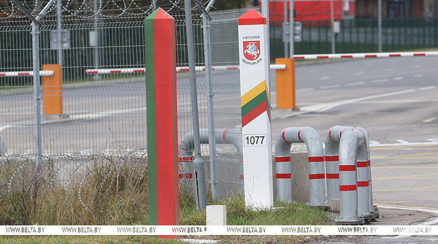 Александр Лукашенко: «Если там в 5 или 10 раз дороже товар, чем у нас, под землей пророют тоннель и по нему поставят» – фото