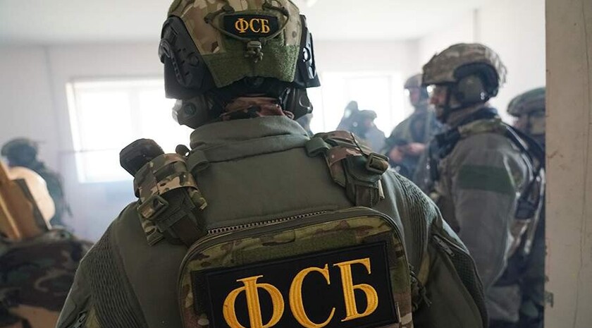 ЛНР: ФСБ нашла схрон с сигаретами – фото