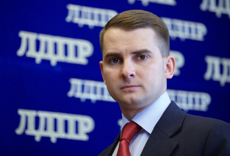 Ярослав Нилов: «Доходы от легальной торговли вейпами невелики, а&nbsp;последствия их употребления обойдутся бюджету гораздо дороже» – фото