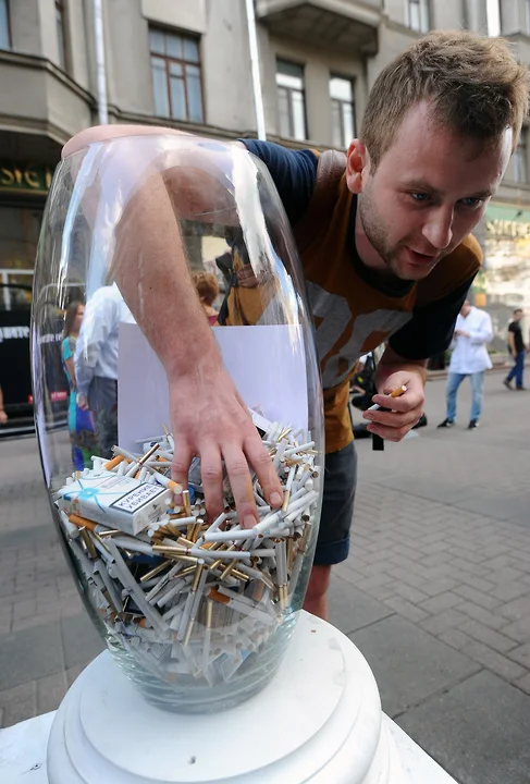 Приморский край: Как жадный Омар продавал «Кент», «Ротманс», «Собрание»  – фото