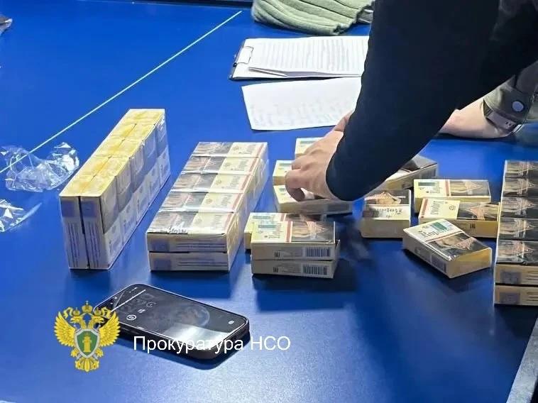 Новосибирская область: Администратор отеля торговала табаком – фото