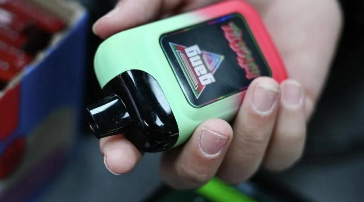 Александр Толмачев: Лицензирование вейпов защитит от контрафакта и&nbsp;поможет наладить контроль продаж – фото