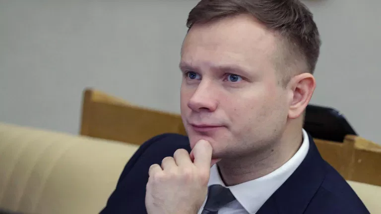 Владимир Исаков: «Когда вопрос о торговле вейпами прикрывают интересами бизнеса, это особенно опасно» – фото