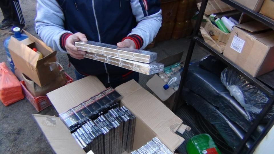 В Миассе полицейские изъяли более 15 тысяч пачек нелегальных сигарет стоимостью 1,8 млн рублей – фото