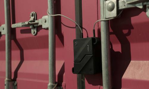 JTI Россия: Навигационные пломбы сократили нелегальный ввоз сигарет на 25% – фото