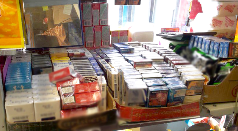 В Омской области перед судом предстанет торговец нелегальным табаком в особо крупных размерах – фото
