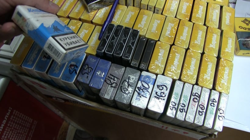 Приставы списали 6 млн рублей со счетов торговца контрафактными сигаретами – фото