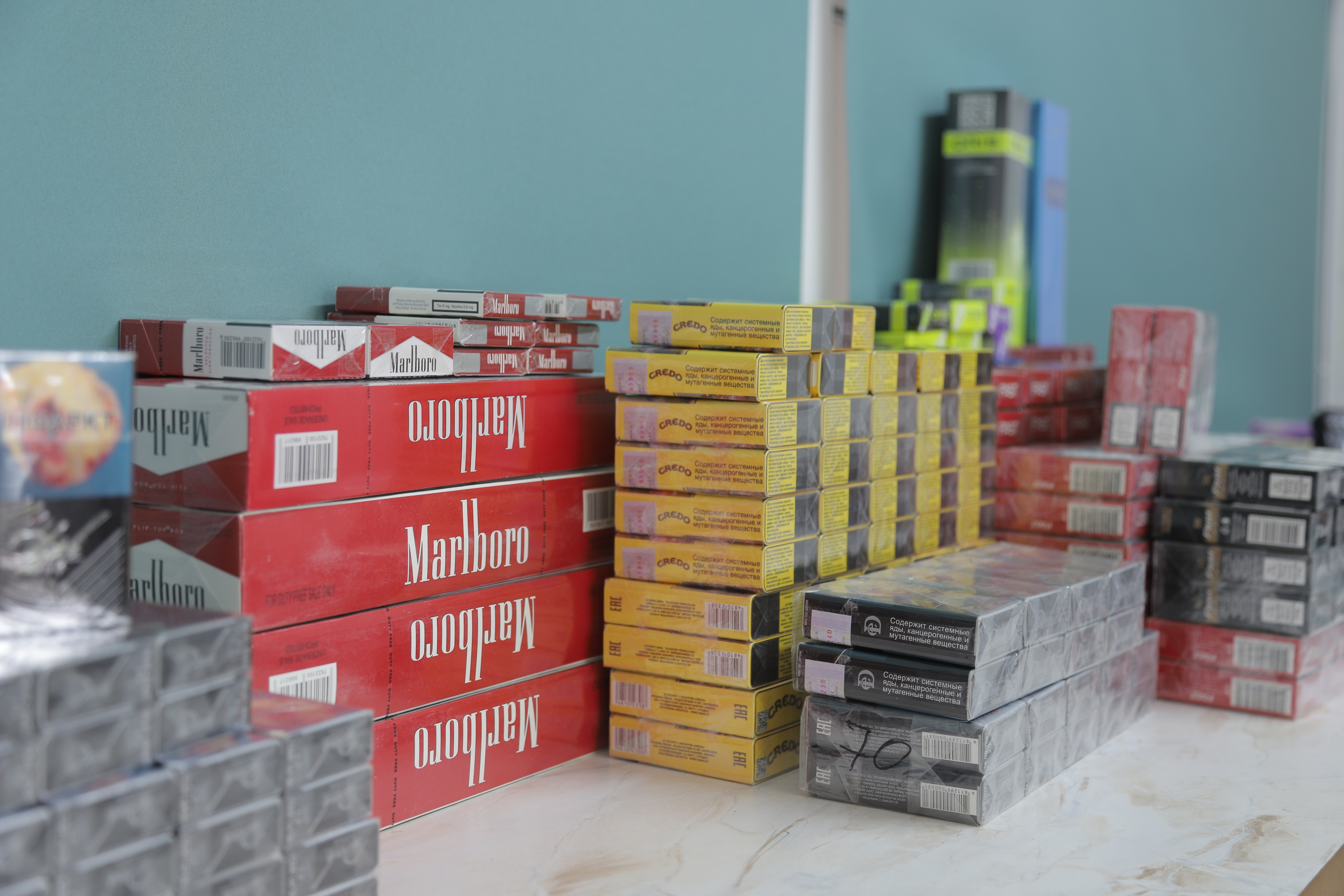 Более 20 тысяч пачек нелегальных сигарет обнаружили алтайские таможенники в 2023 году – фото