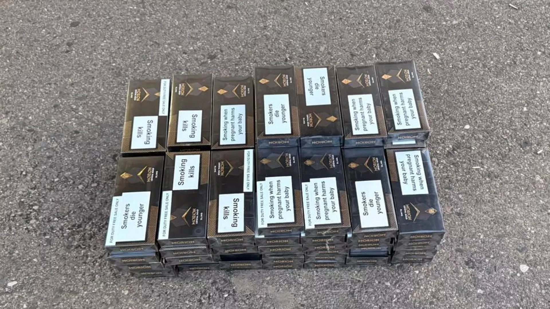 Абхазия: 880 пачек сигарет изъяли на КПП "Псоу" – фото