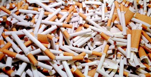 У астраханского бизнесмена изъято 12,5 тыс. пачек контрафактных сигарет  – фото