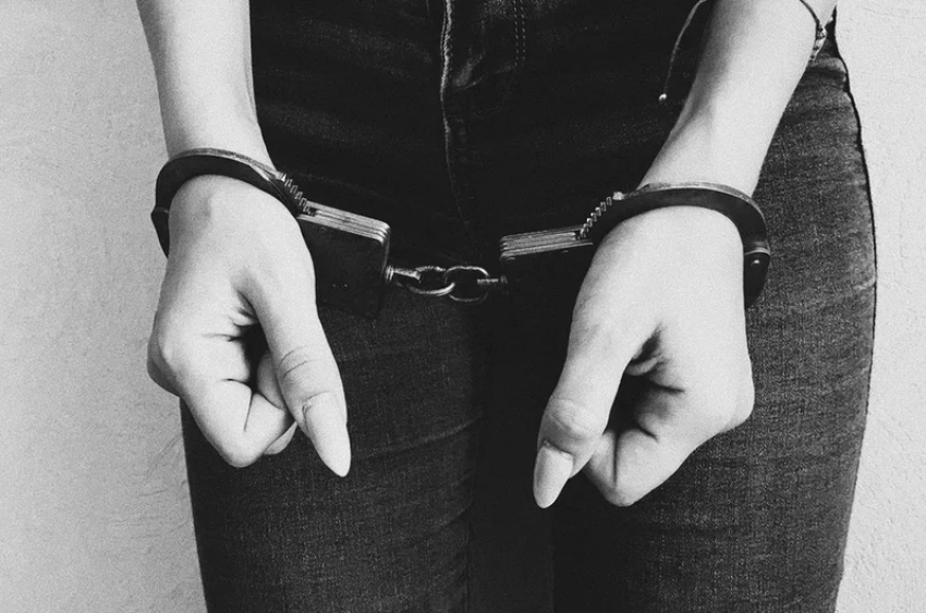 Запорожская область: 13 тыс пачек изъяли в Бердянске – фото